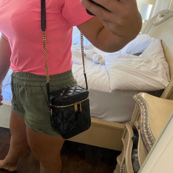 SAINT LAURENT QUILTED VANITY BAG - Picture 7 of 12